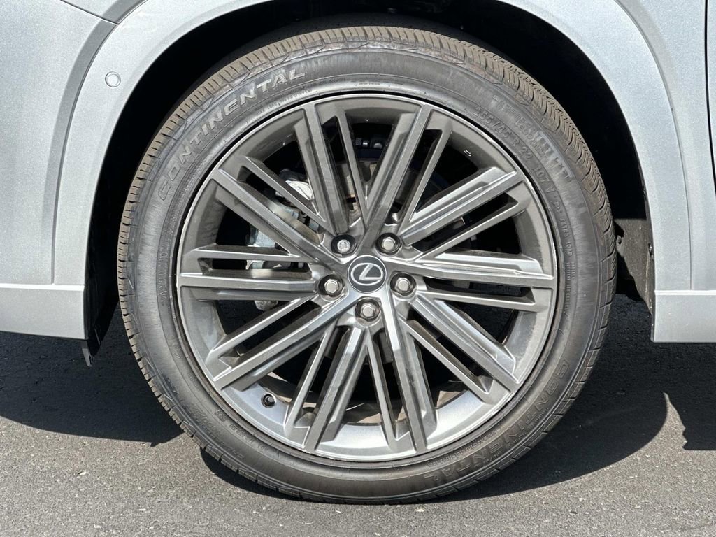 Used 2025 Lexus TX 350 AWD w/ Technology Package image 9