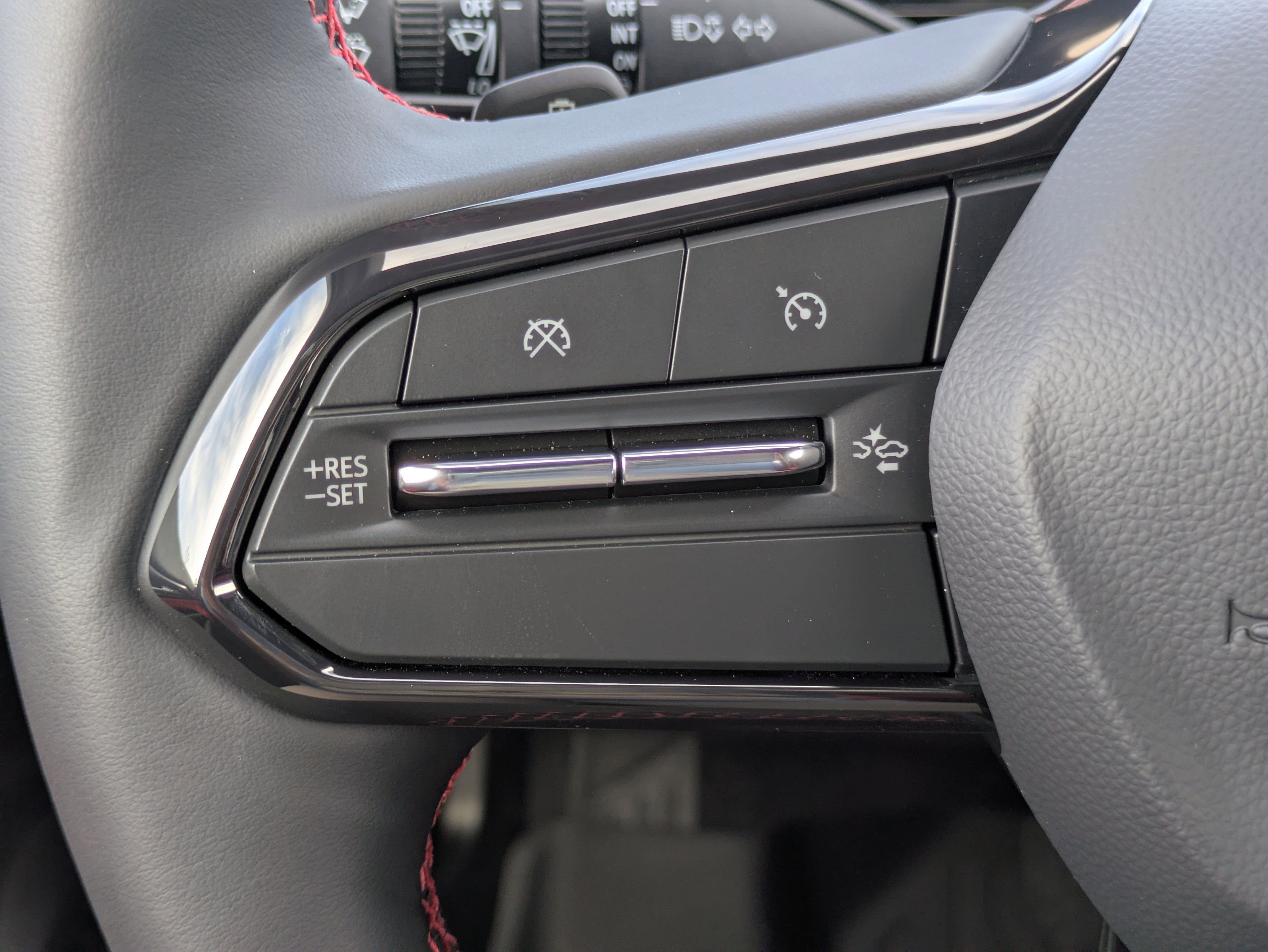 New 2026 Chevrolet Equinox EV RS image 17