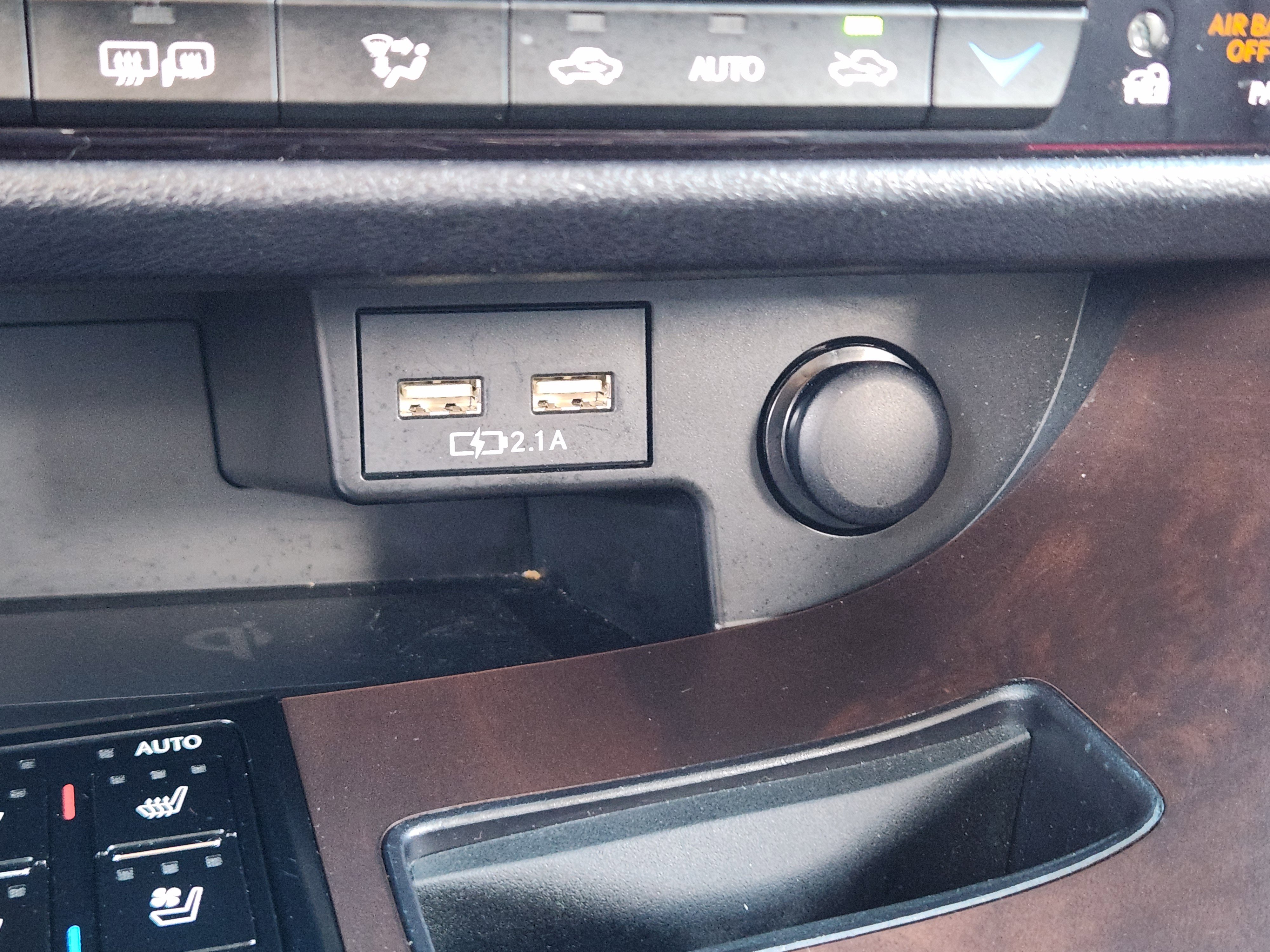 Certified 2022 Lexus RX 450h AWD w/ Premium Package image 29