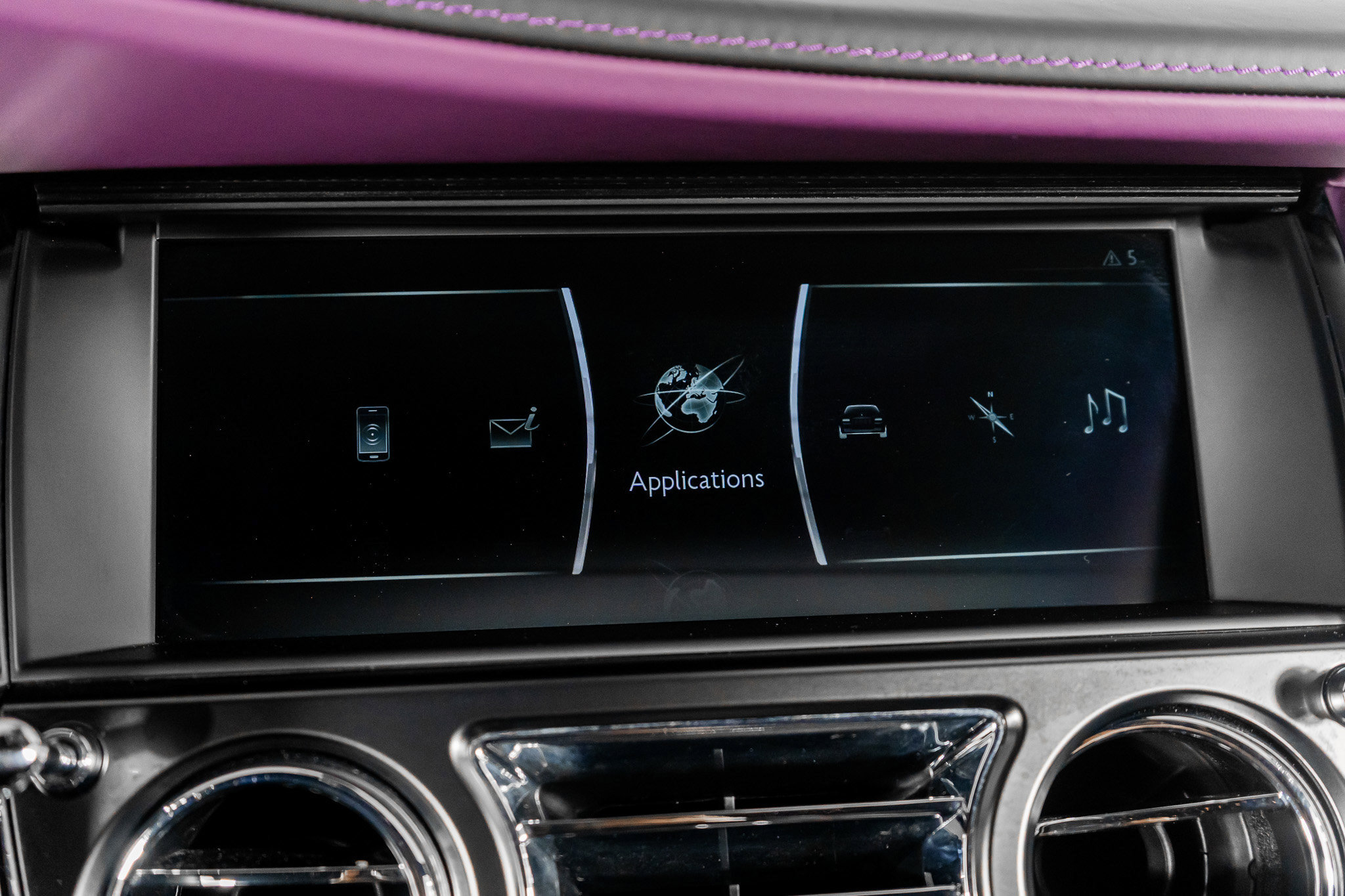 Used 2020 Rolls-Royce Wraith RWD image 44