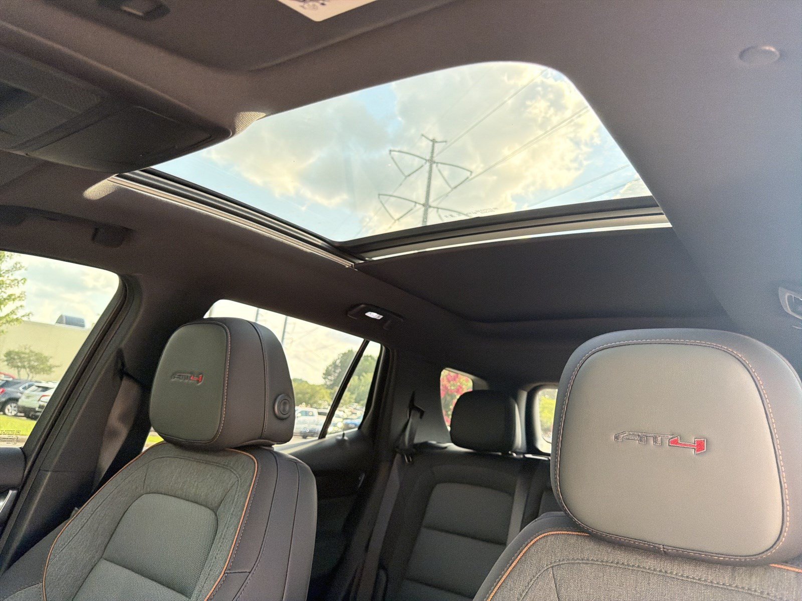 Used 2026 GMC Terrain AT4 w/ Technology Package II AWD/4WD image 32