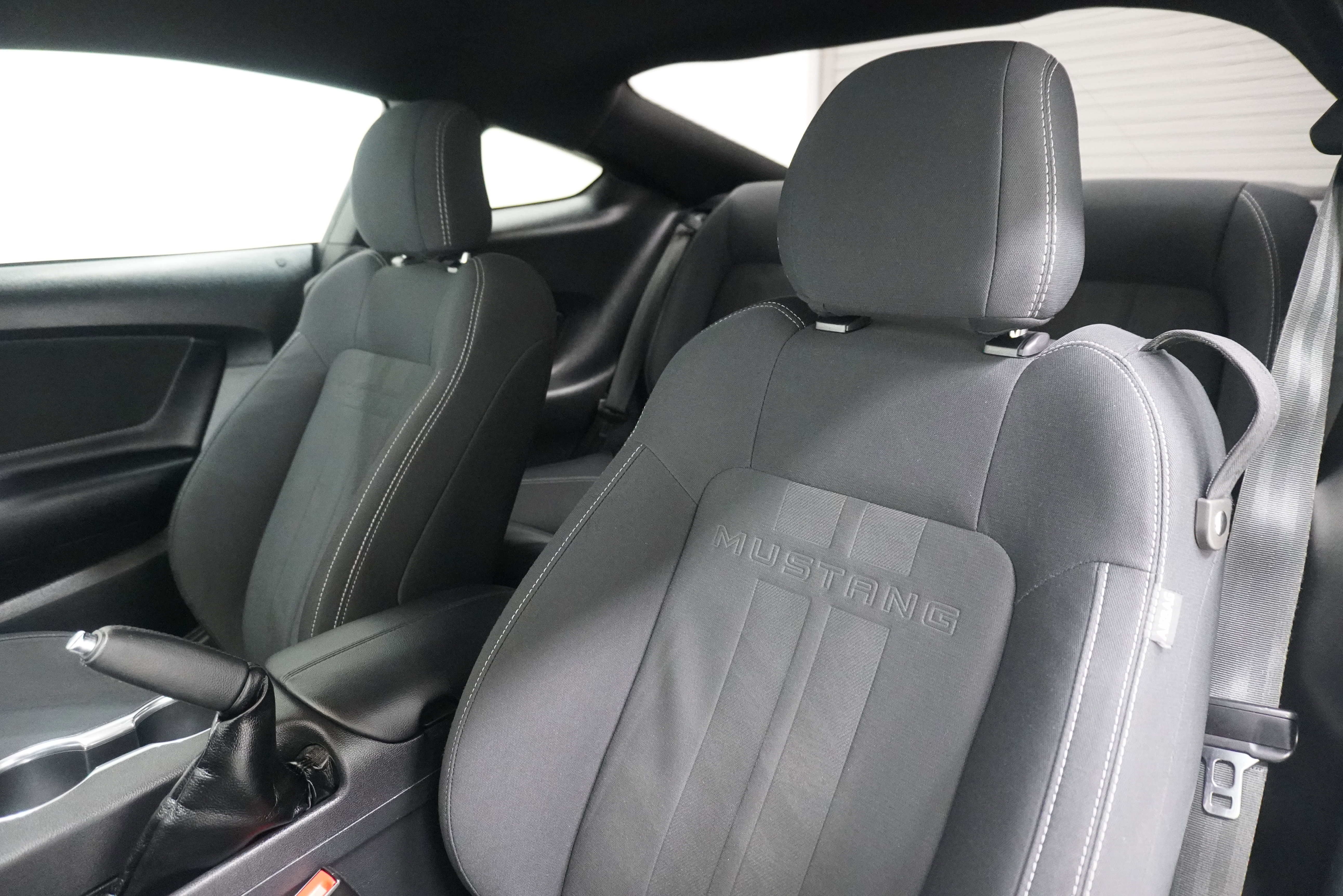 Used 2019 Ford Mustang GT RWD image 12