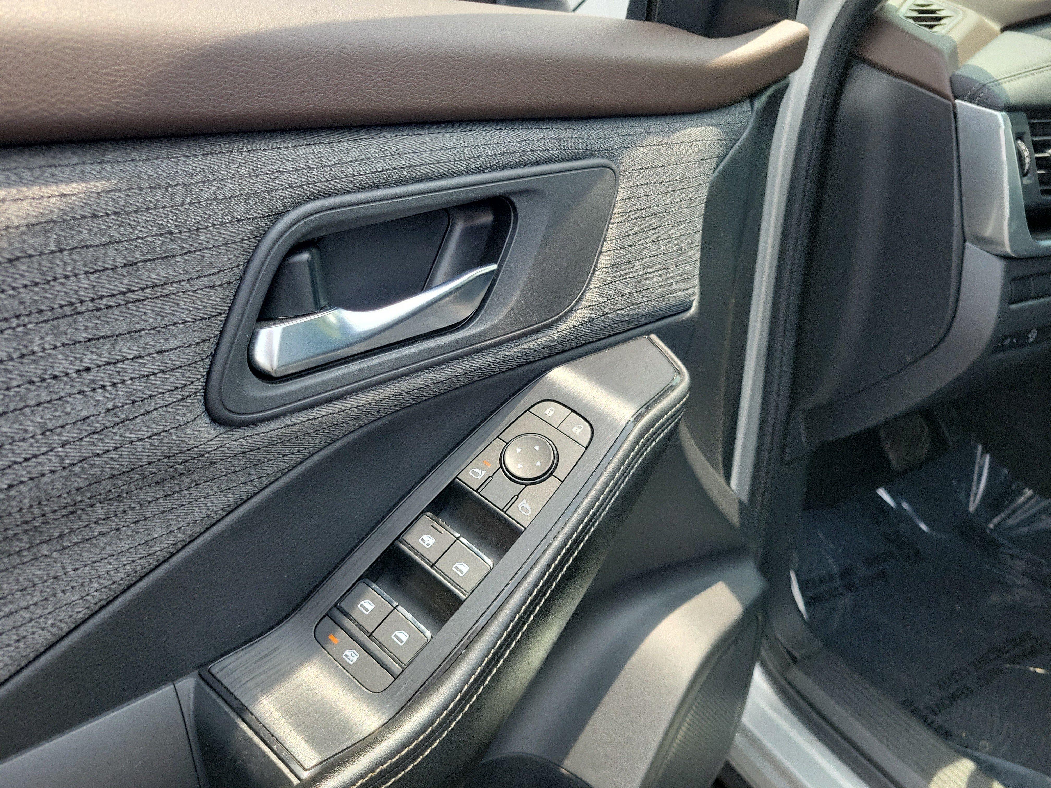 Certified 2023 Nissan Rogue SV AWD/4WD image 18