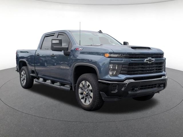Used 2025 Chevrolet Silverado 2500 Custom w/ Custom Value Package AWD/4WD image 7