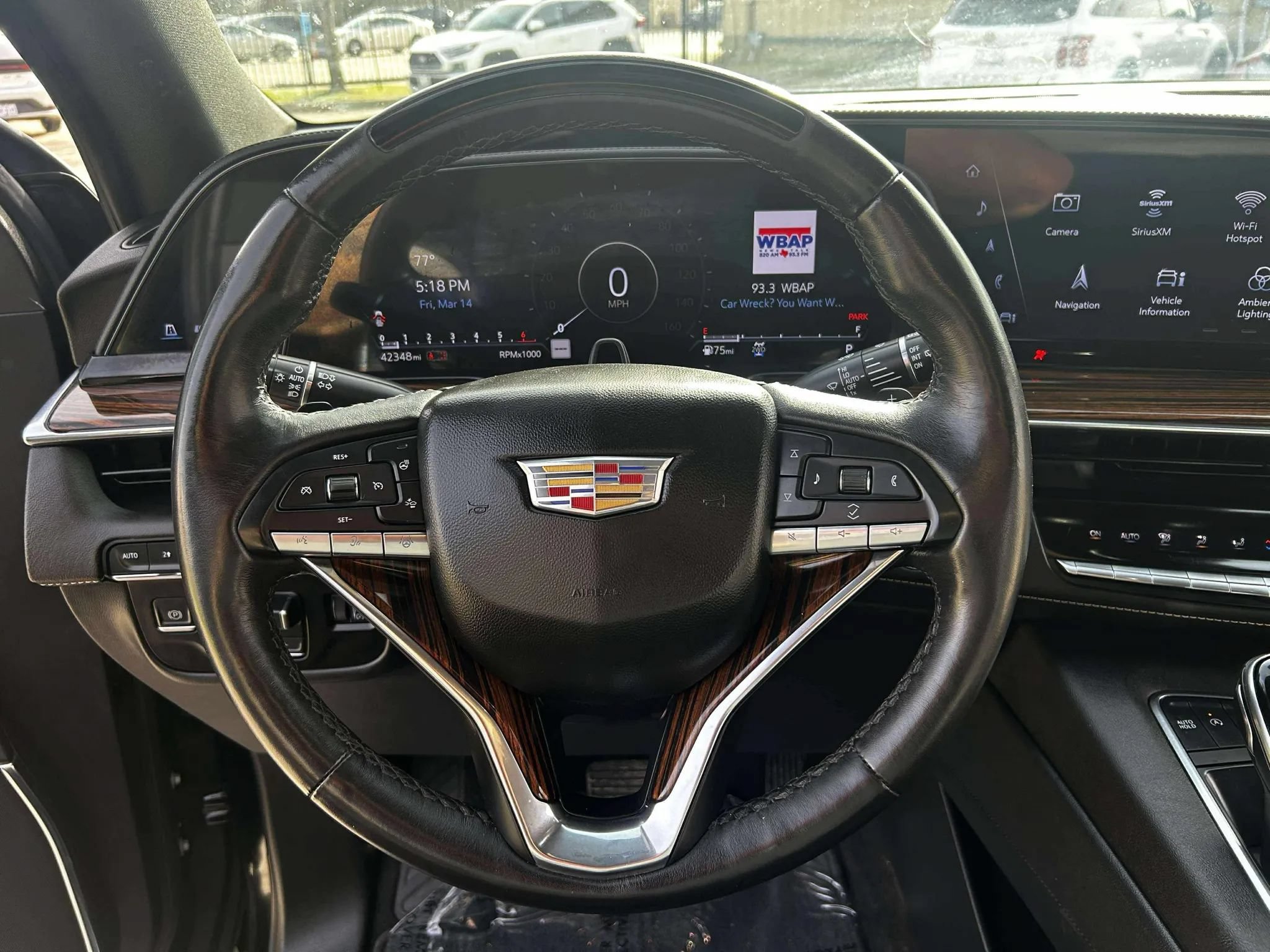 Used 2023 Cadillac Escalade ESV Premium Luxury w/ LPO, Radiant Package AWD/4WD image 8