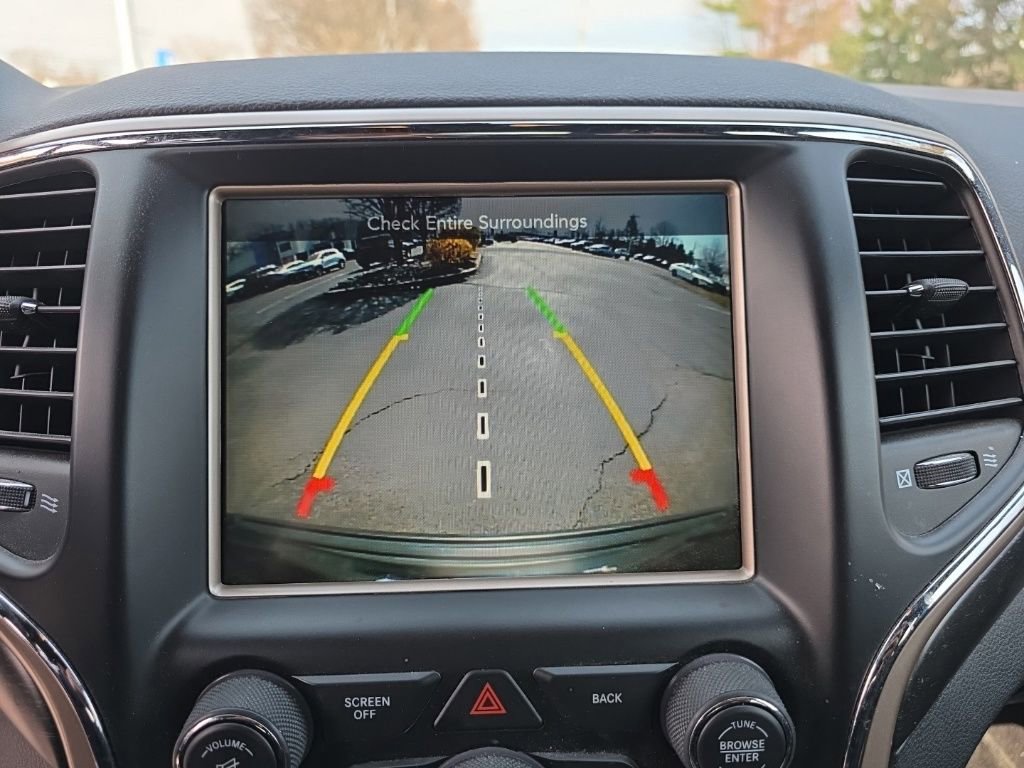 Used 2017 Jeep Grand Cherokee Laredo w/ Quick Order Package 23E image 17