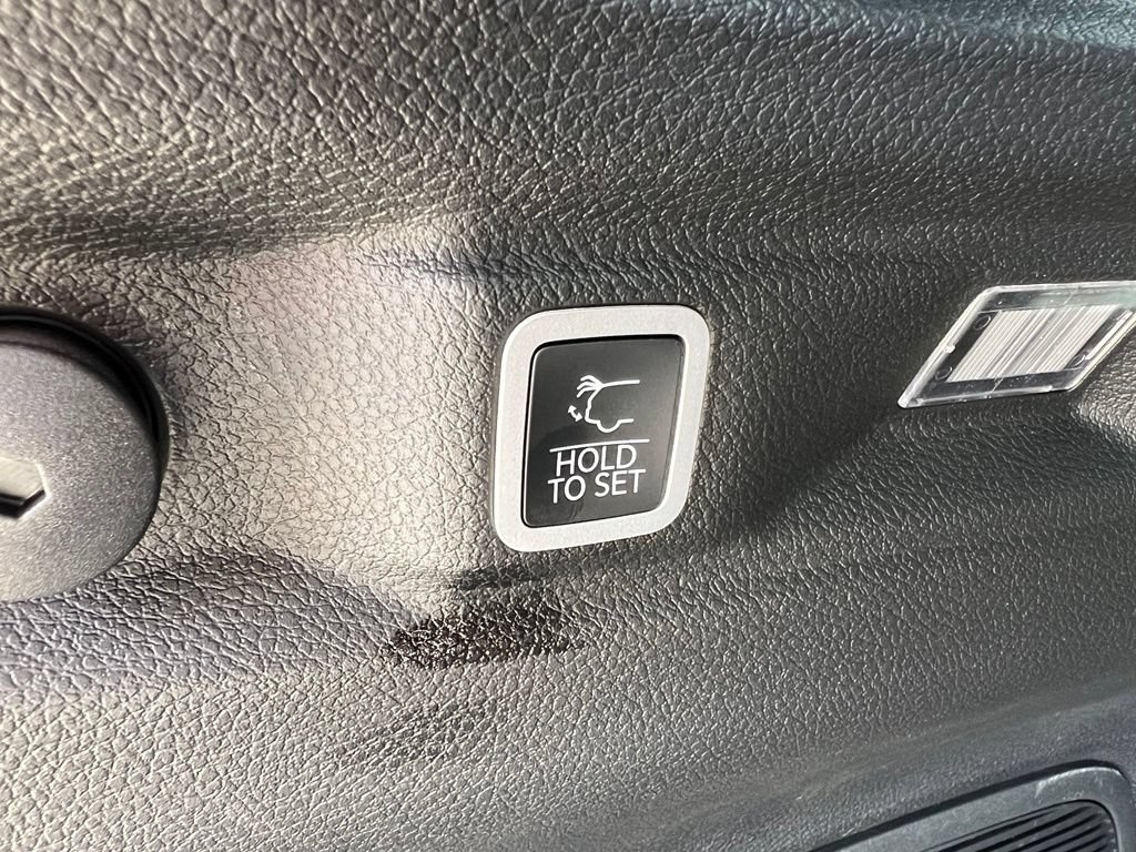 New 2026 Jeep Grand Cherokee L Limited AWD/4WD image 23