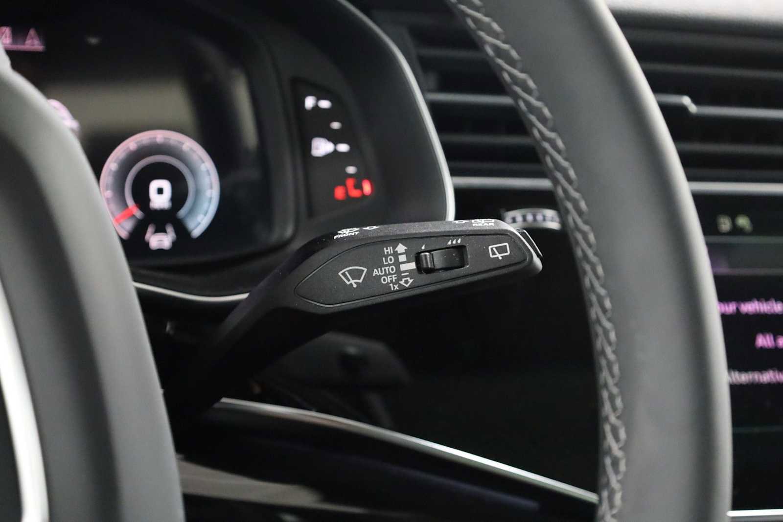 New 2026 Audi Q8 Premium Plus image 28