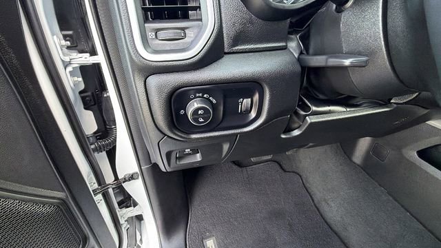 Used 2024 RAM 1500 Big Horn w/ Trailer Tow Group image 31