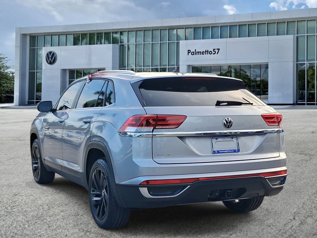 Certified 2023 Volkswagen Atlas Cross Sport SE w/ Panoramic Sunroof Package FWD image 4