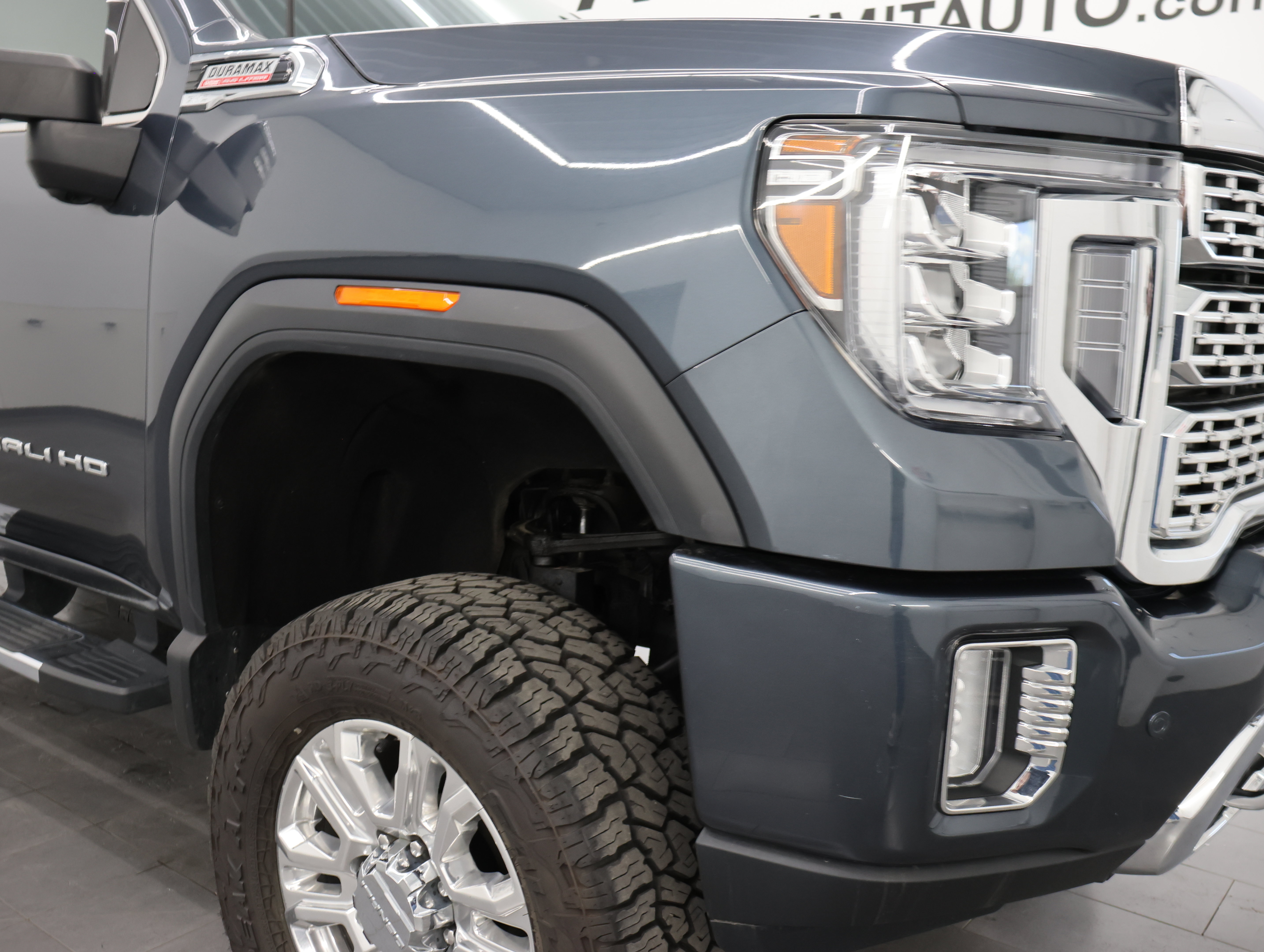 Used 2020 GMC Sierra 2500 Denali w/ Denali Ultimate Package AWD/4WD image 29