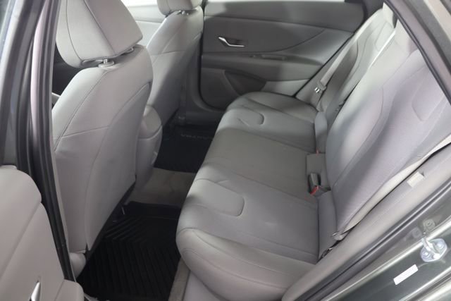 Certified 2024 Hyundai Elantra SE FWD image 18