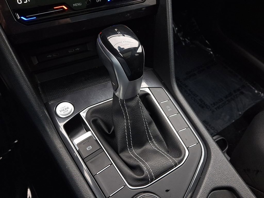 Certified 2022 Volkswagen Tiguan SE w/ Panoramic Sunroof Package image 15