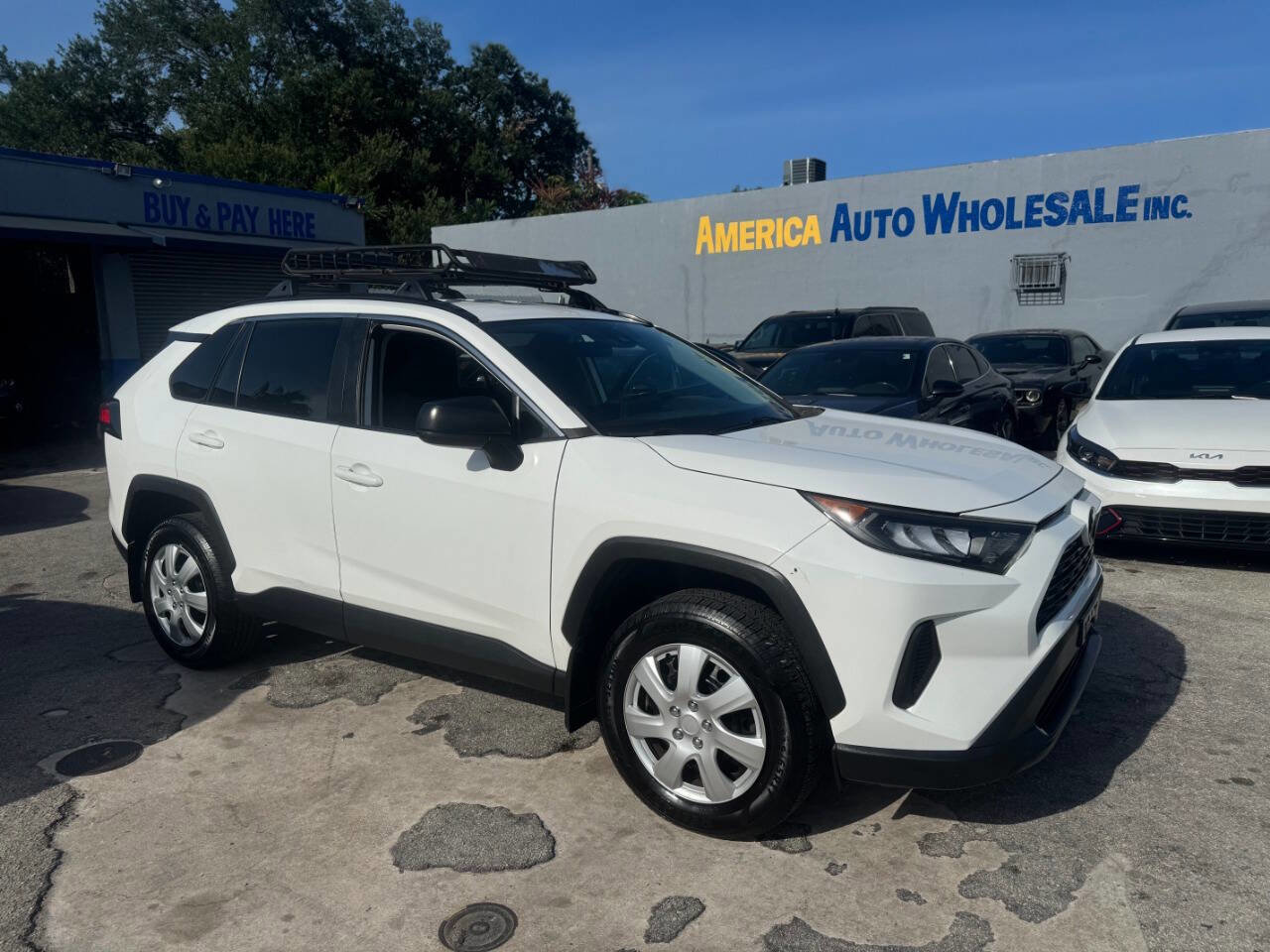 Used 2019 Toyota RAV4 LE w/ All Weather Liner Package AWD/4WD image 1