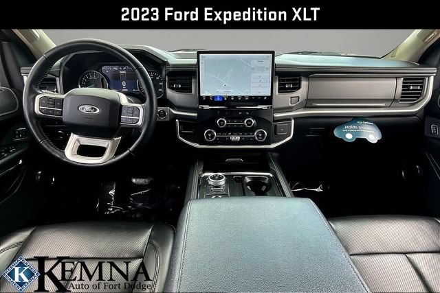 Used 2023 Ford Expedition XLT AWD/4WD image 9
