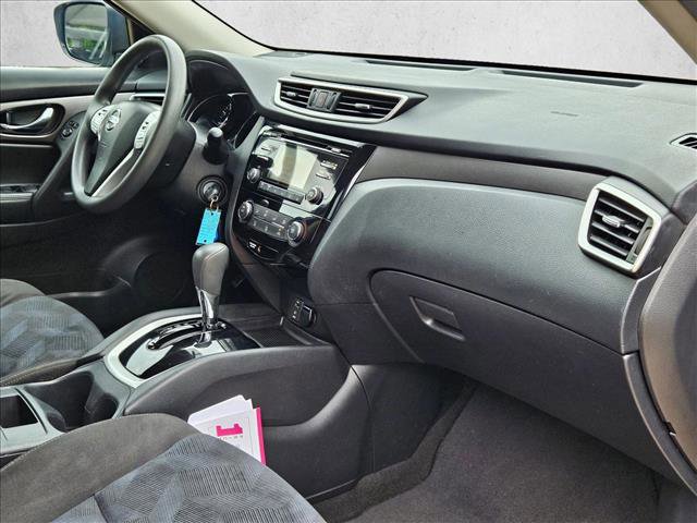 Used 2015 Nissan Rogue S FWD image 22