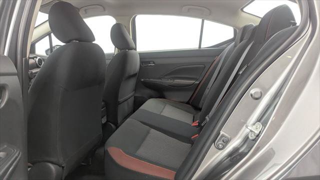 Used 2025 Nissan Versa SR FWD image 17