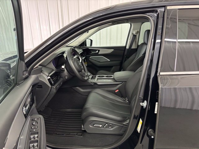 Certified 2026 Acura MDX FWD image 2