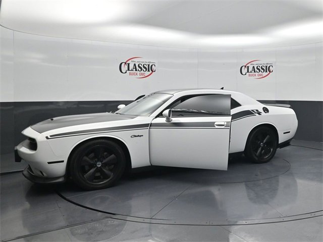 Used 2019 Dodge Challenger R/T w/ Plus Package image 33