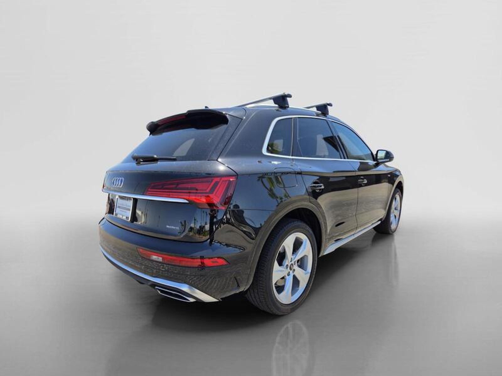 Used 2025 Audi Q5 2.0T Premium Plus w/ Premium Plus Package AWD/4WD image 5