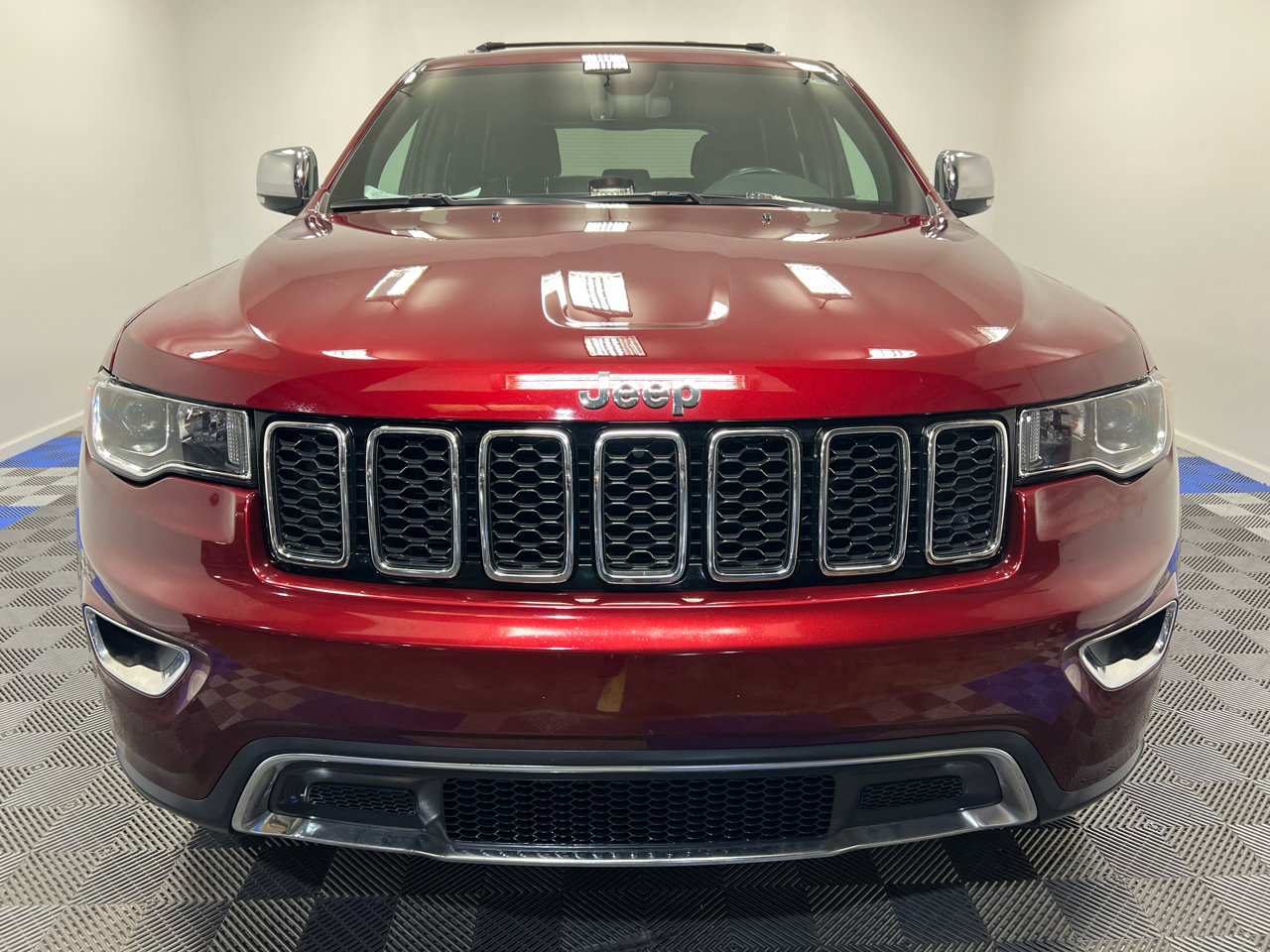 Used 2022 Jeep Grand Cherokee Limited image 2
