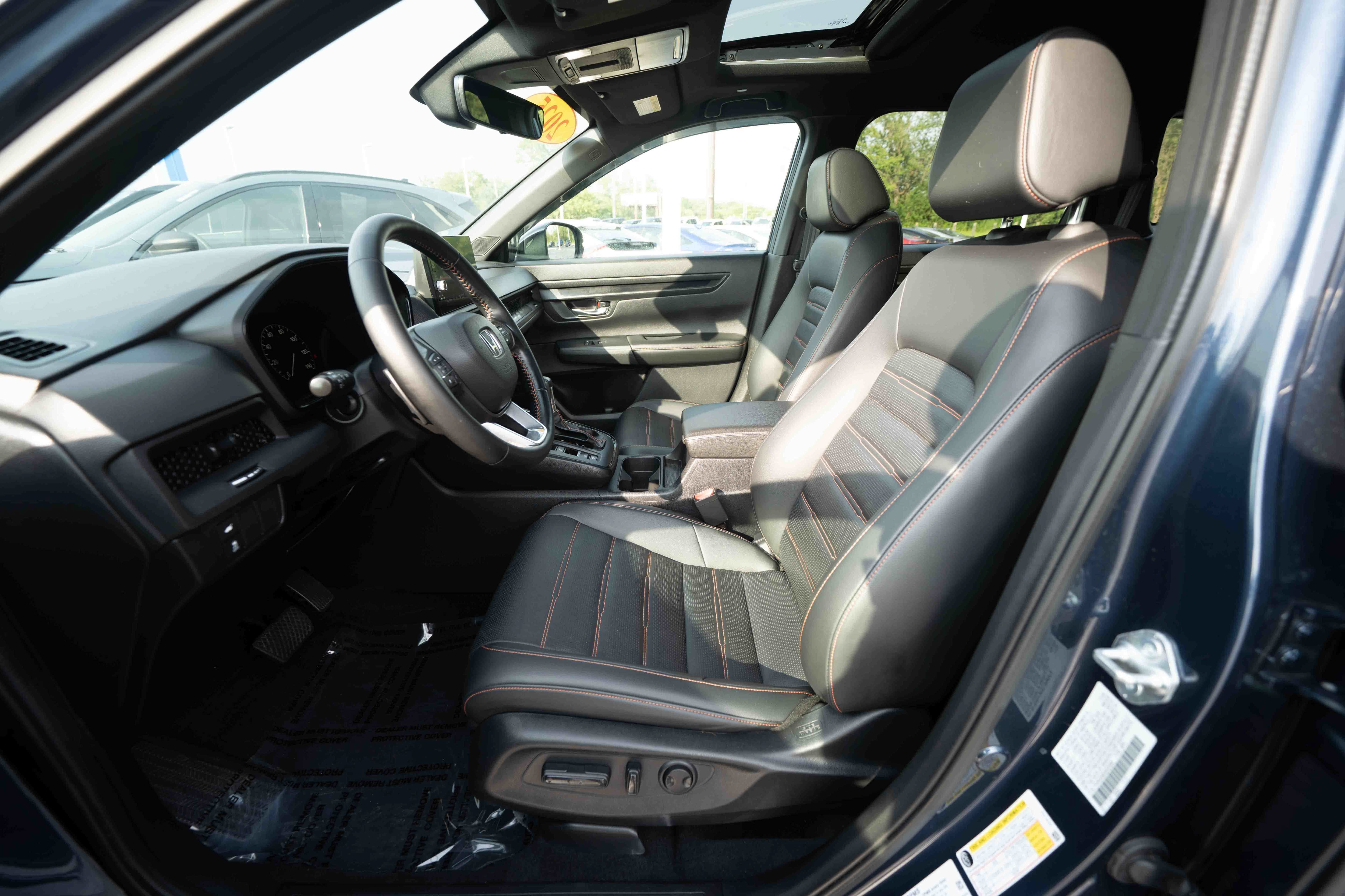 Certified 2025 Honda CR-V Sport-L image 9