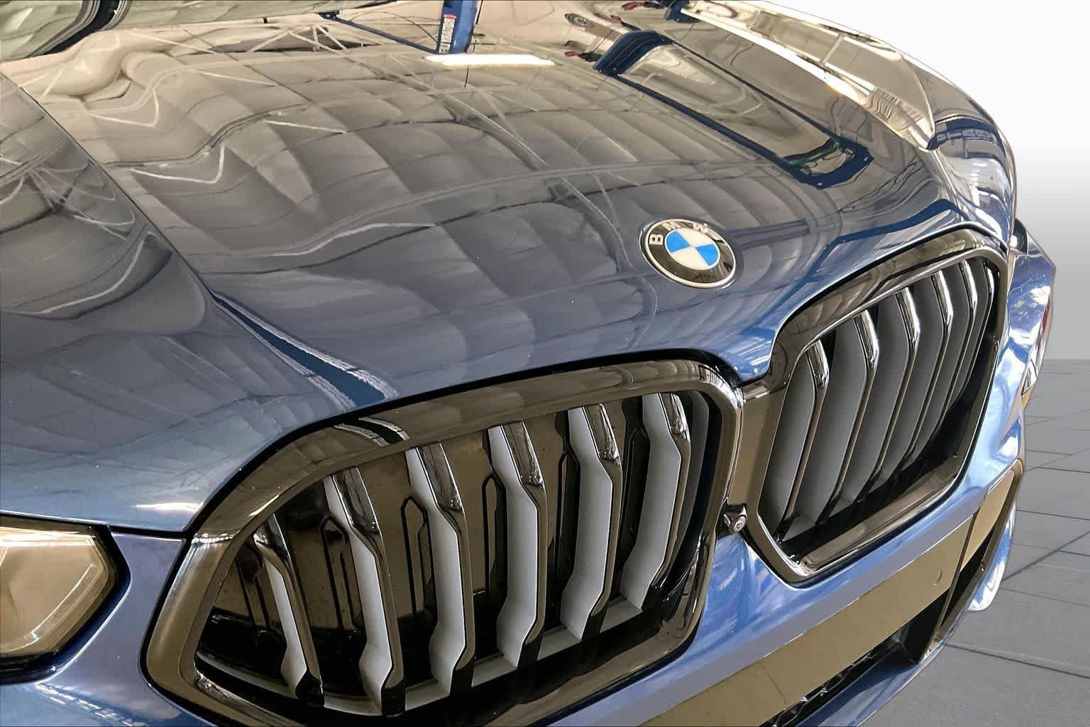 Used 2023 BMW X6 xDrive40i w/ M Sport Package AWD/4WD image 30