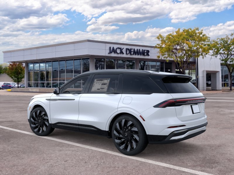 New 2026 Lincoln Nautilus Reserve w/ Jet Appearance Package AWD/4WD image 4