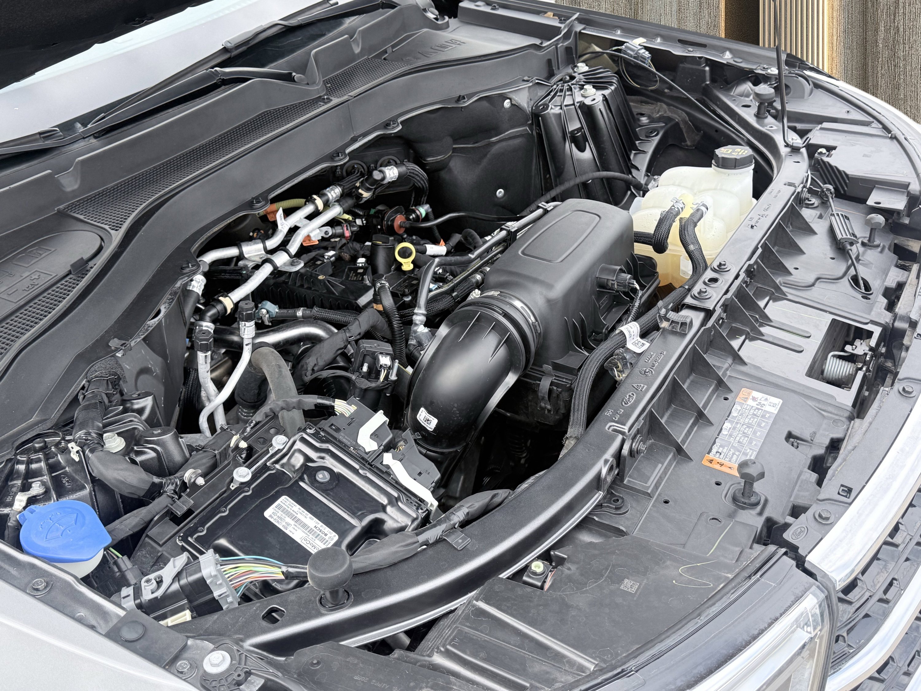 Used 2022 Ford Explorer XLT image 14