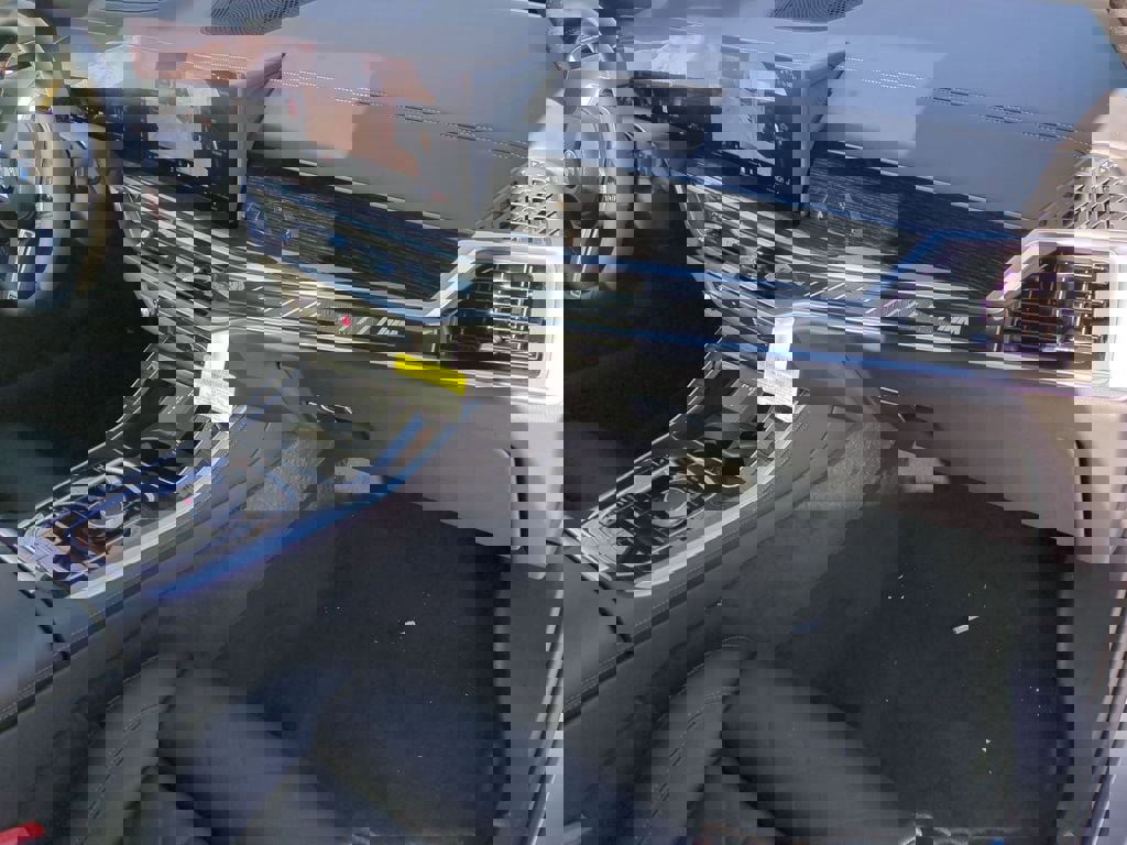 New 2026 BMW X5 M60i w/ Climate Comfort Package image 29