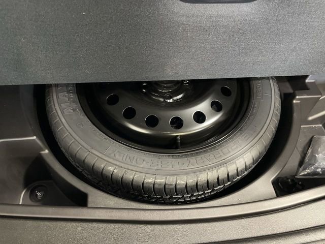 Used 2025 Buick Envision Sport Touring AWD/4WD image 26