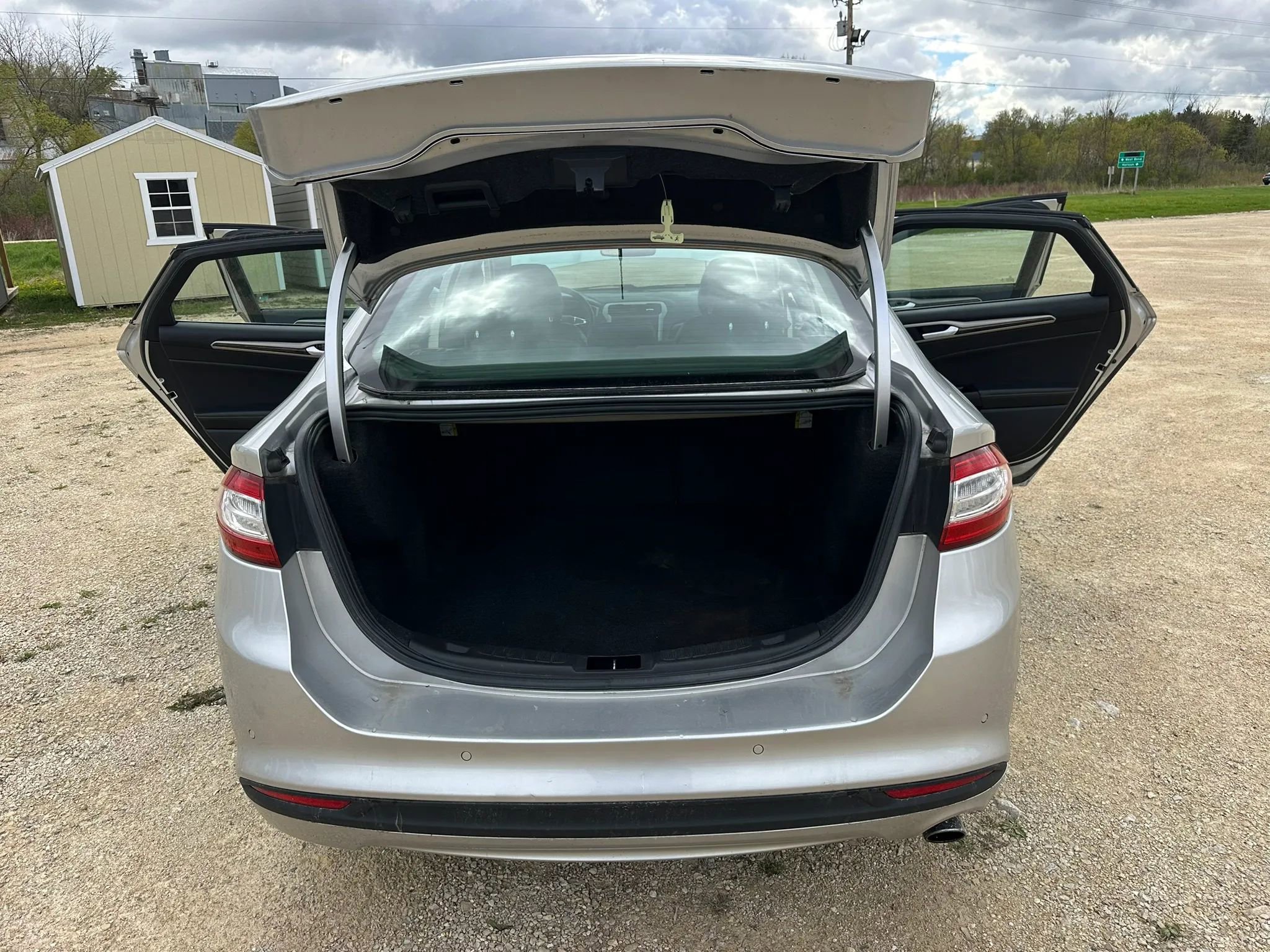 Used 2013 Ford Fusion SE FWD image 13