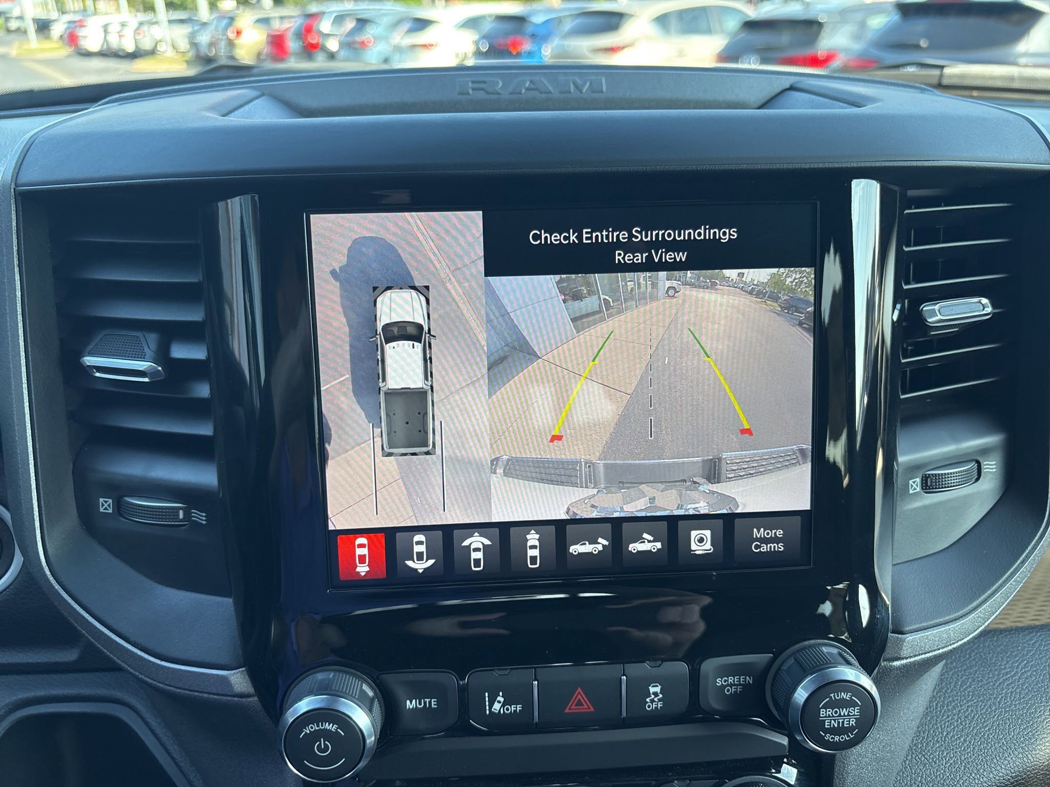 Used 2024 RAM 2500 Tradesman w/ Safety Group image 32