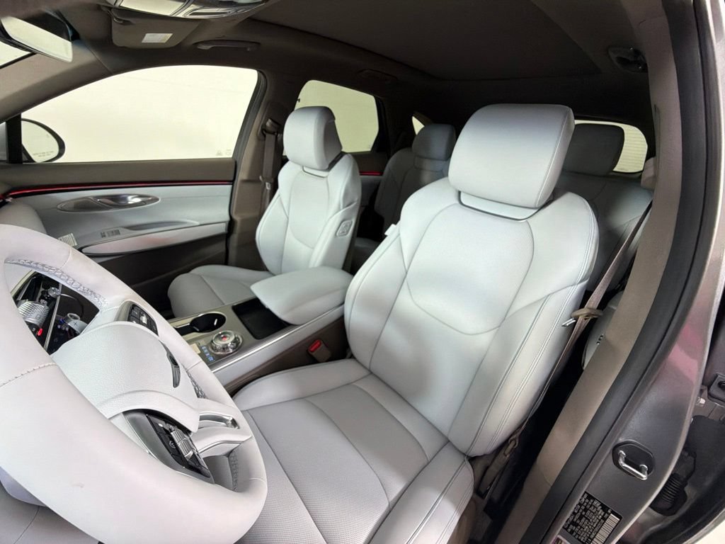 New 2027 Genesis GV70 2.5T Advanced AWD/4WD image 24