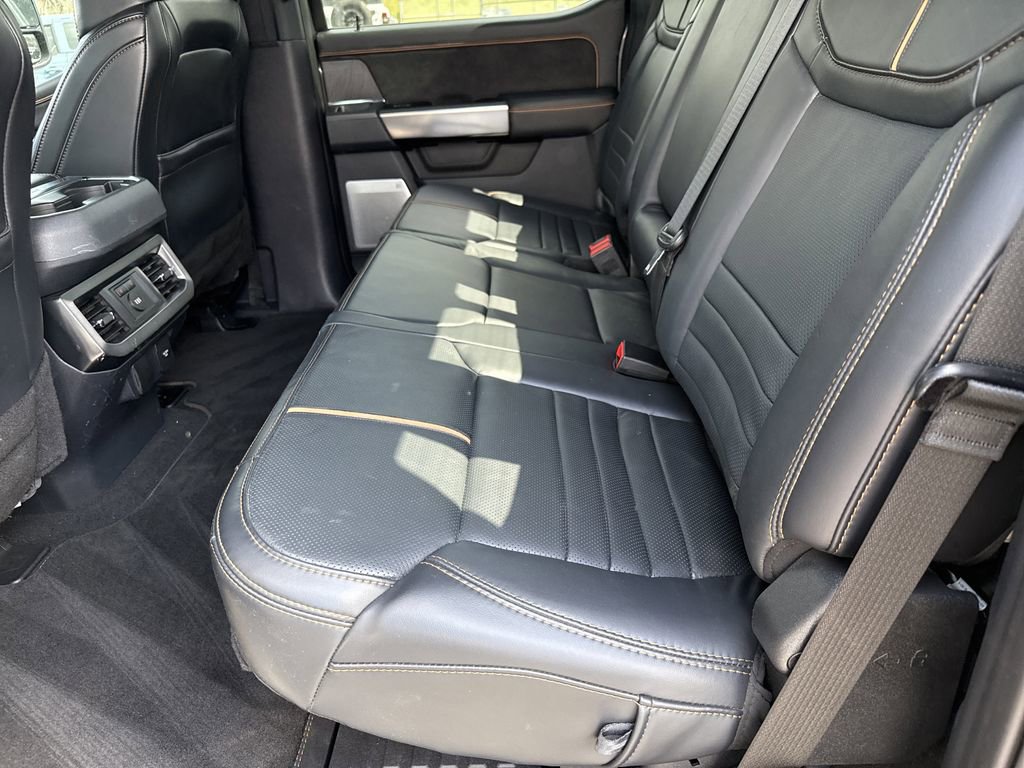 Used 2024 Ford F250 Platinum image 20