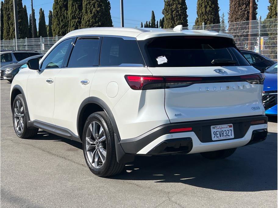 Used 2023 INFINITI QX60 Luxe image 6