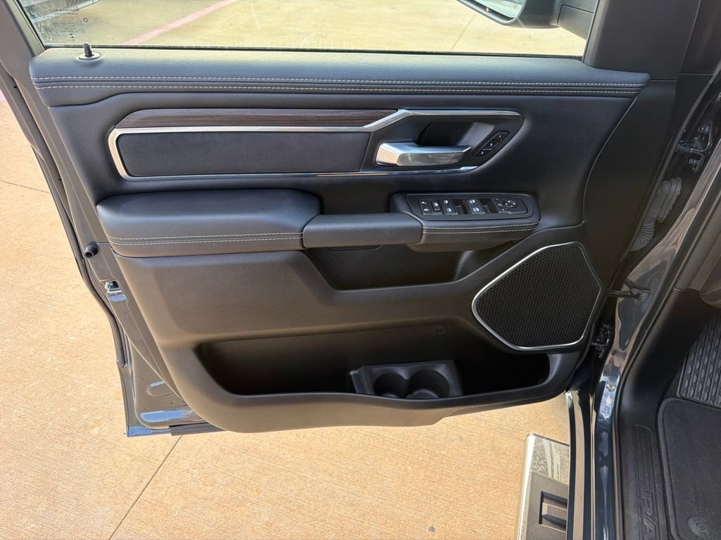 Used 2026 RAM 1500 Laramie AWD/4WD image 13