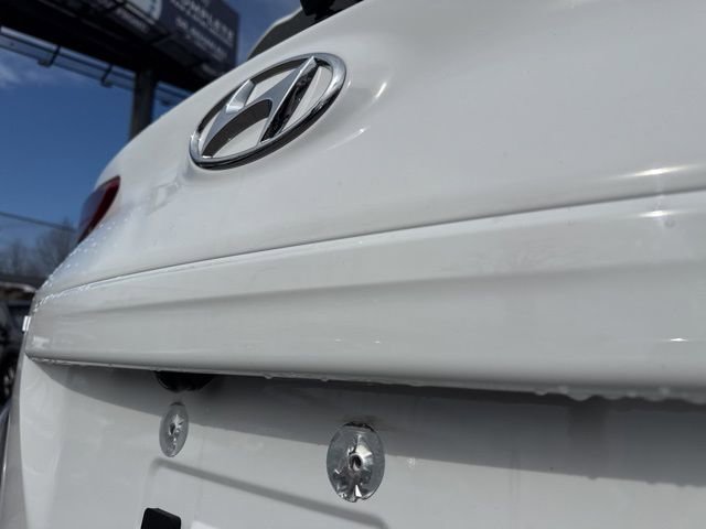 Certified 2023 Hyundai Kona SE image 11