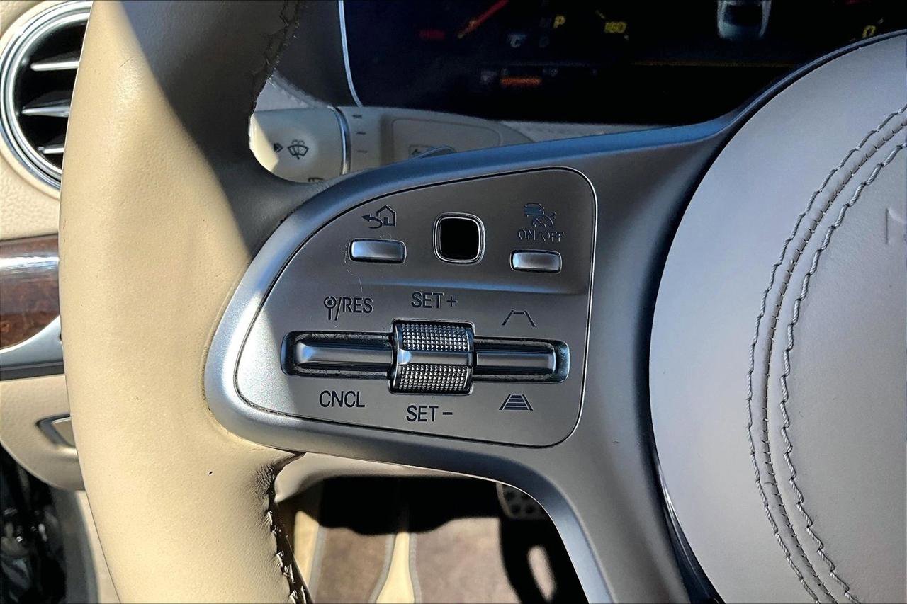 Used 2019 Mercedes-Benz S 560 Sedan image 11