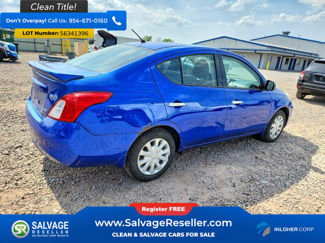 Used 2014 Nissan Versa SV FWD image 4