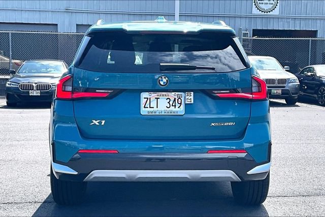 Used 2023 BMW X1 xDrive28i w/ Convenience Package AWD/4WD image 4
