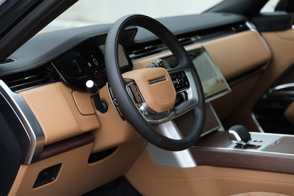 New 2026 Land Rover Range Rover SE AWD/4WD image 10