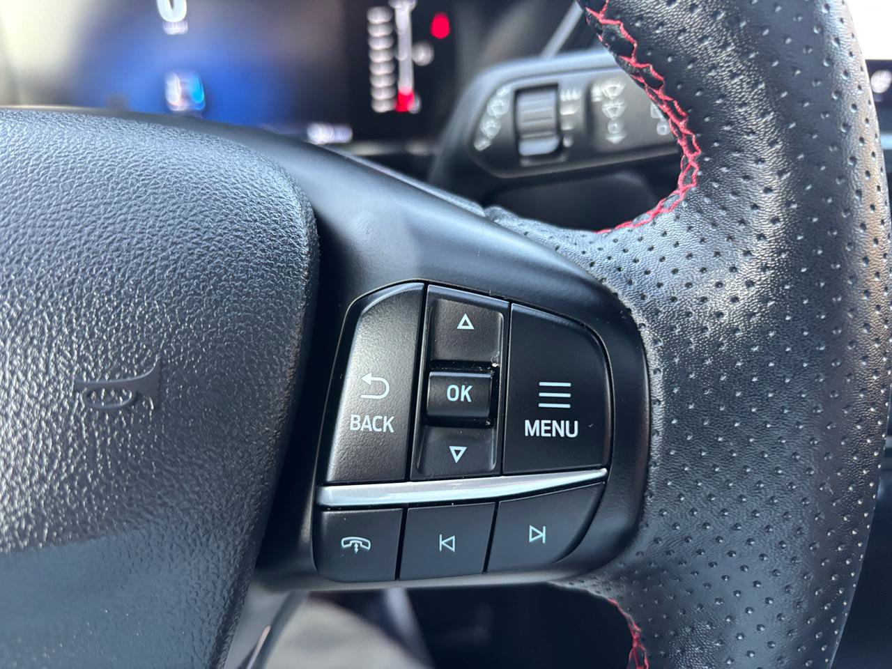 Used 2023 Ford Escape ST-Line w/ Tech Pack #1 image 17