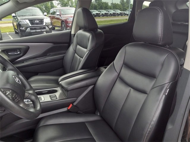 Used 2023 Nissan Murano SV image 12