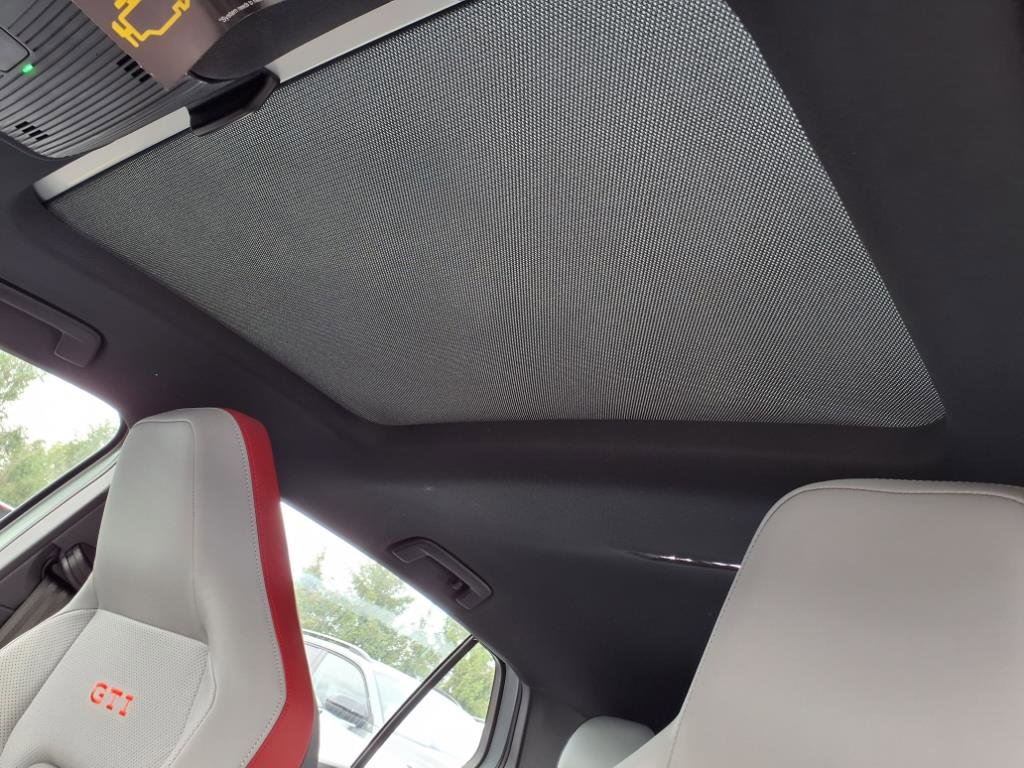 New 2025 Volkswagen GTI Autobahn image 8