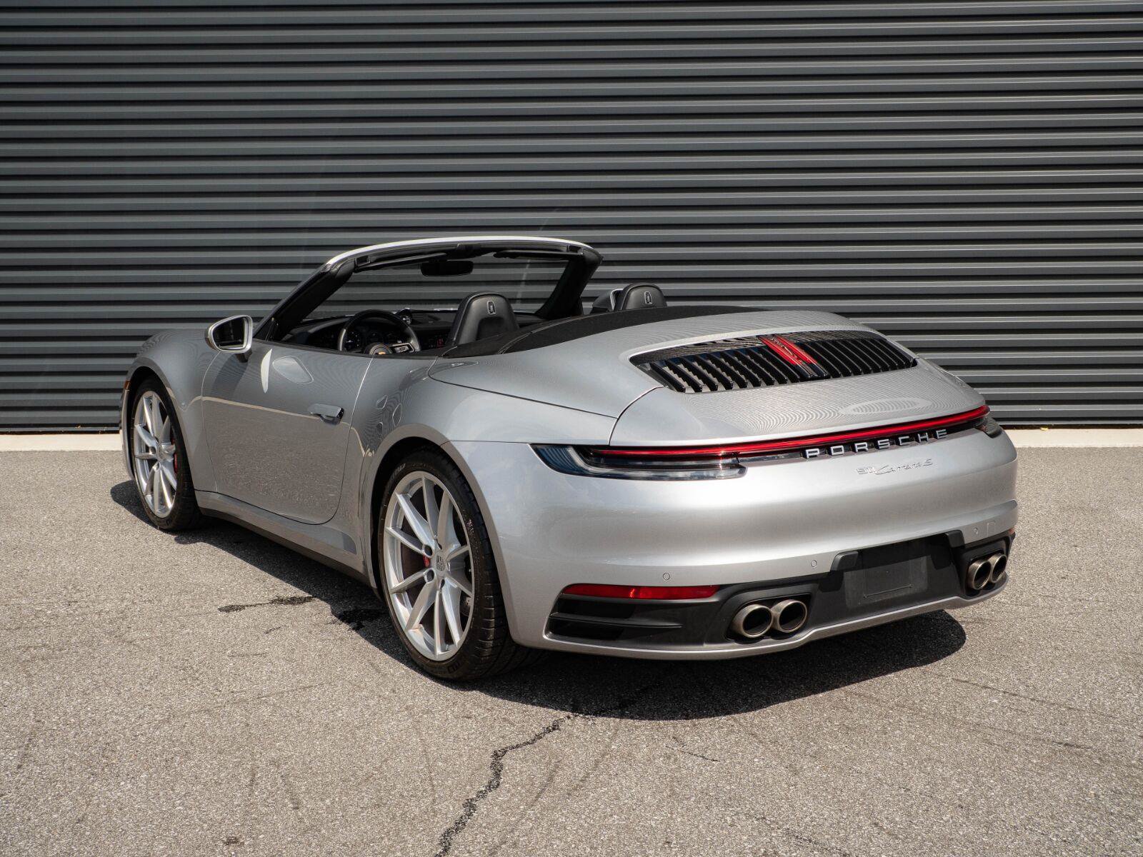 Certified 2020 Porsche 911 Carrera S RWD image 3