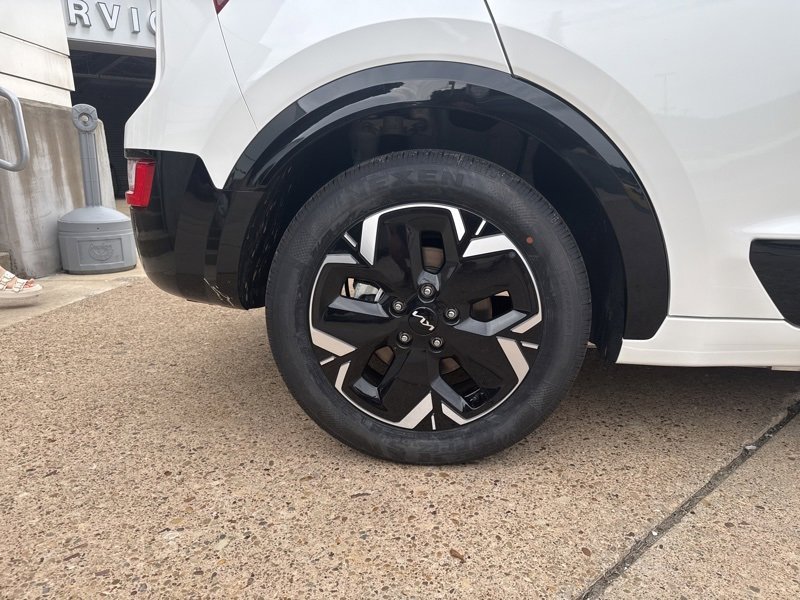 New 2025 Kia Niro Wind w/ Wind Preserve Package image 9