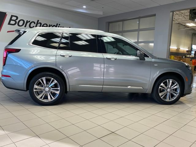 Used 2023 Cadillac XT6 Premium Luxury image 8