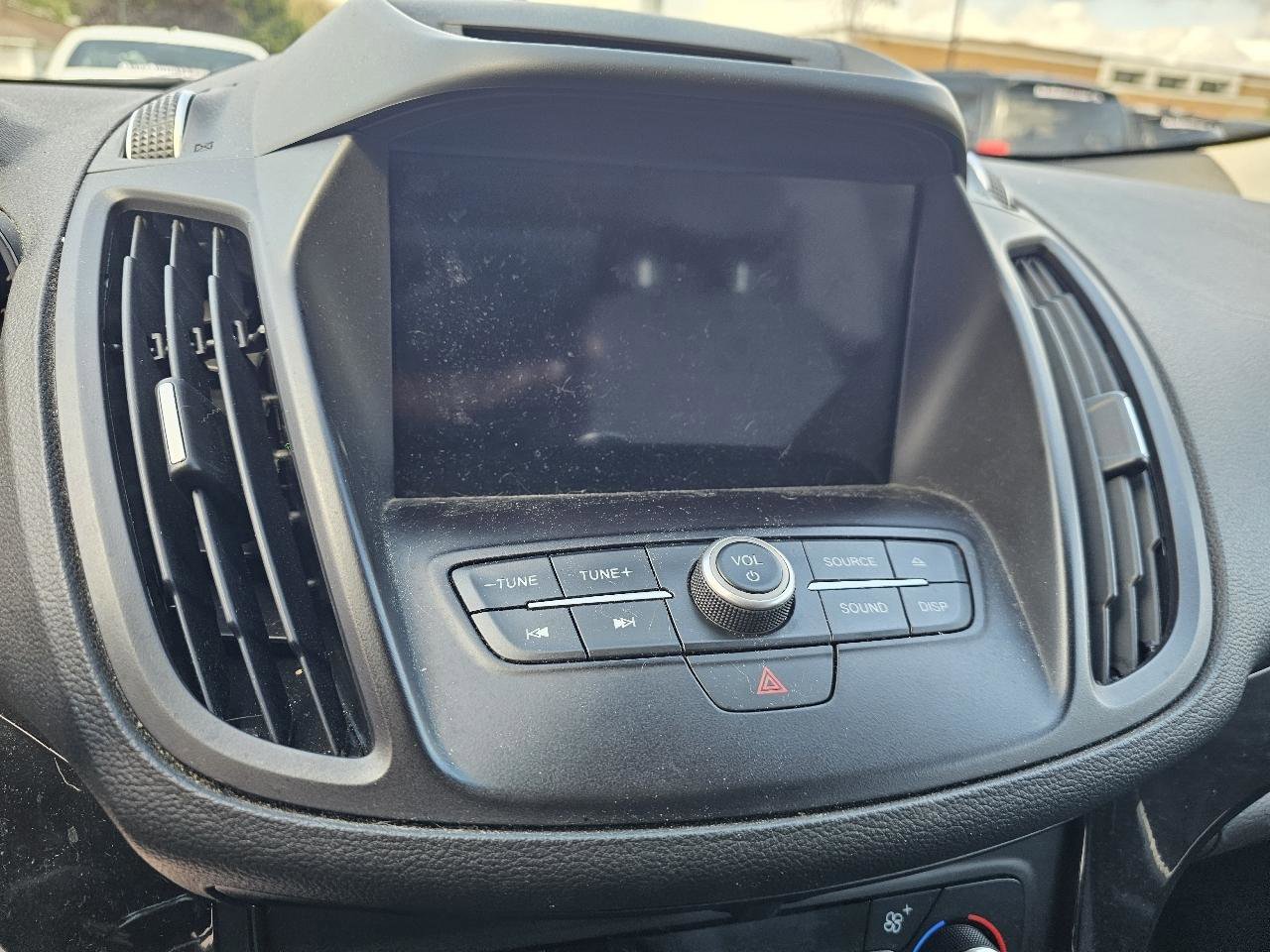 Used 2017 Ford Escape SE w/ Equipment Group 201A FWD image 22