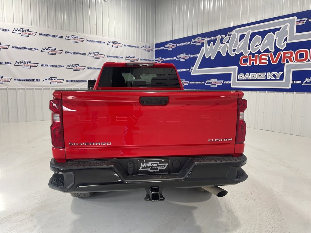 Used 2025 Chevrolet Silverado 2500 Custom w/ Custom Convenience Package image 3